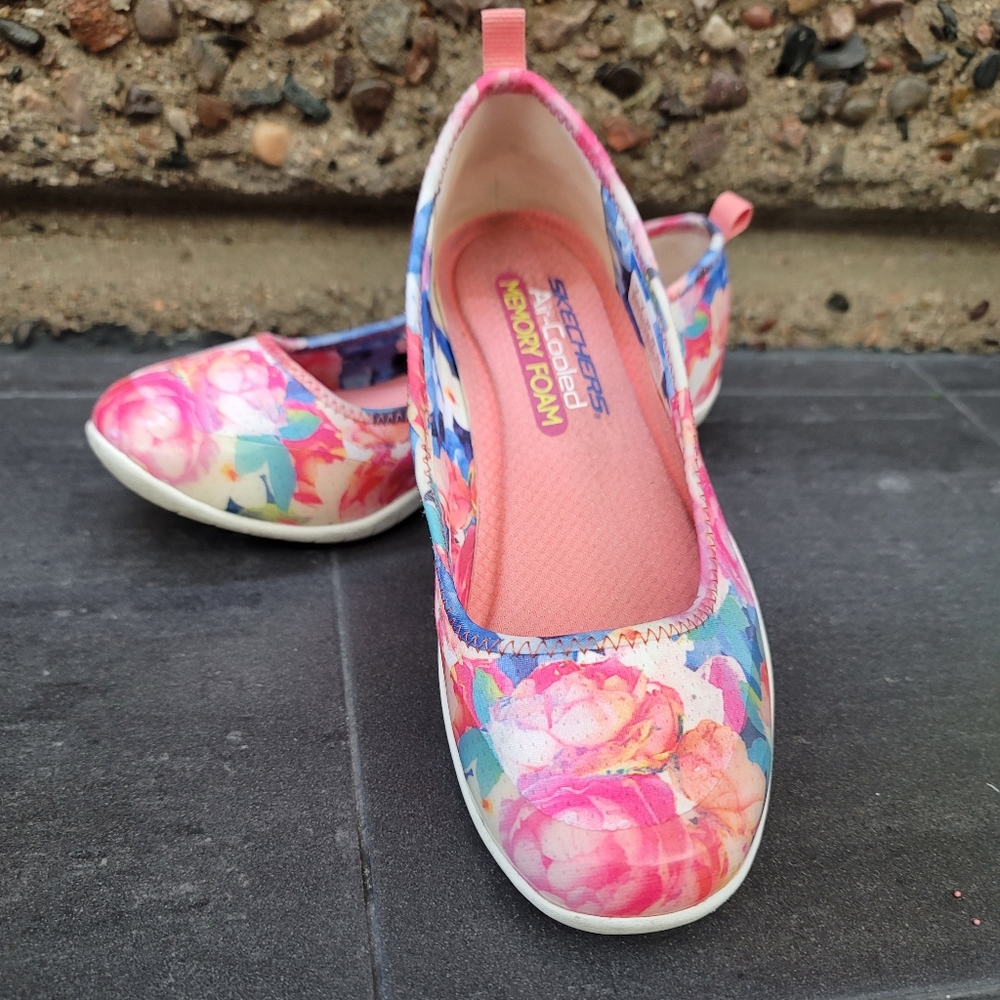 Skechers Floral Memory Foam Pink Multicolor Ballet Flats